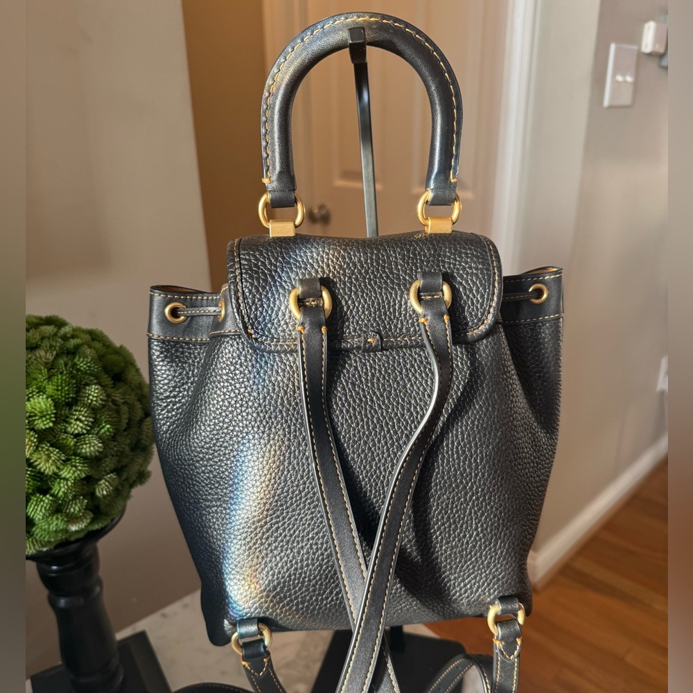 Coach - Riya Backpack 21 Pebbled Leather 2023 - LIKE NEW Rogue Luggage Handle - Picture 2 of 14